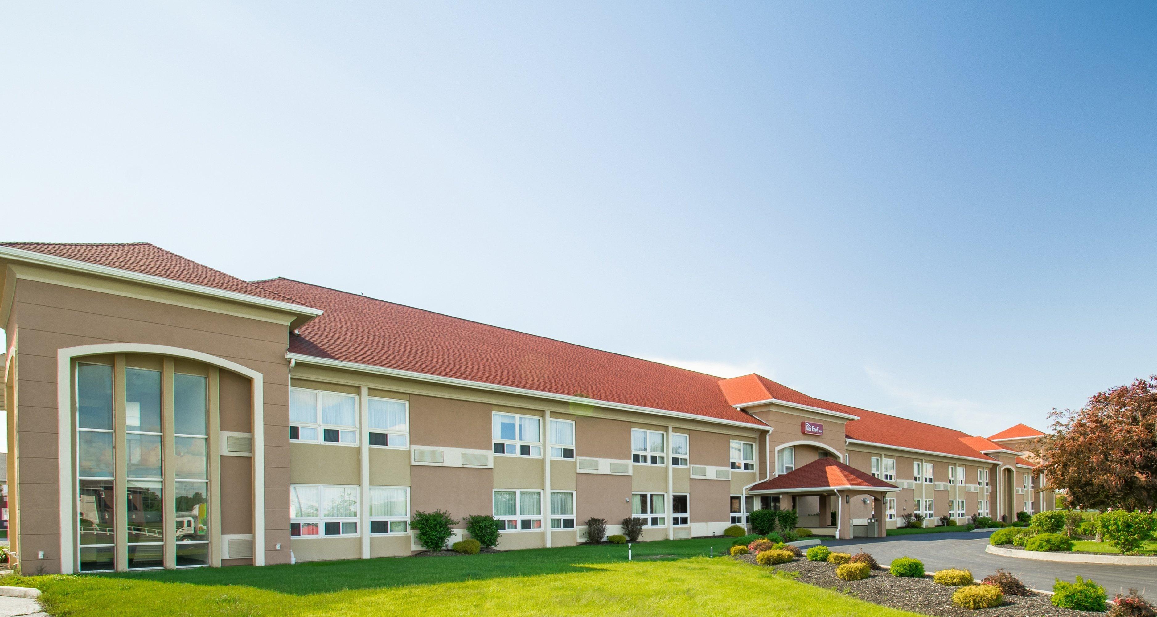 Red Roof Inn Batavia Exterior photo
