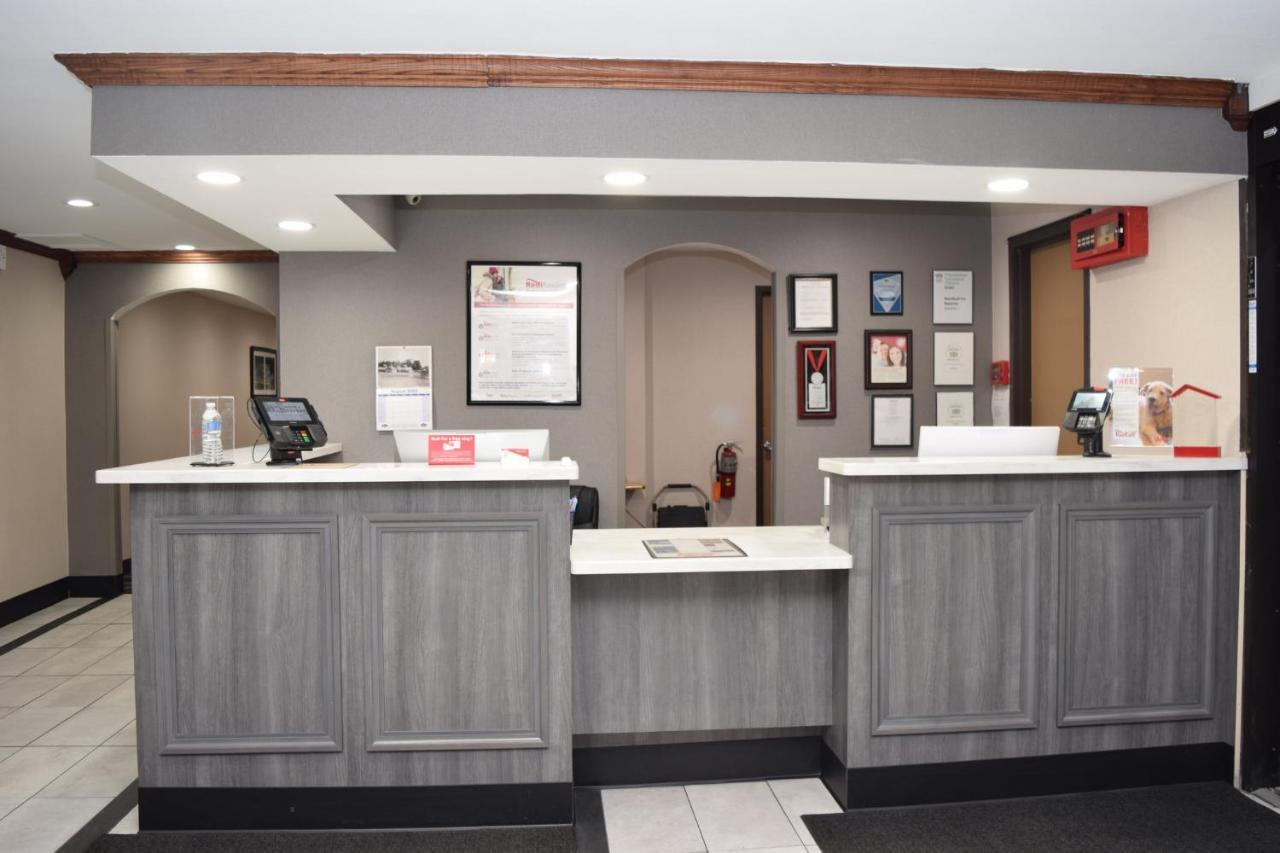 Red Roof Inn Batavia Exterior photo
