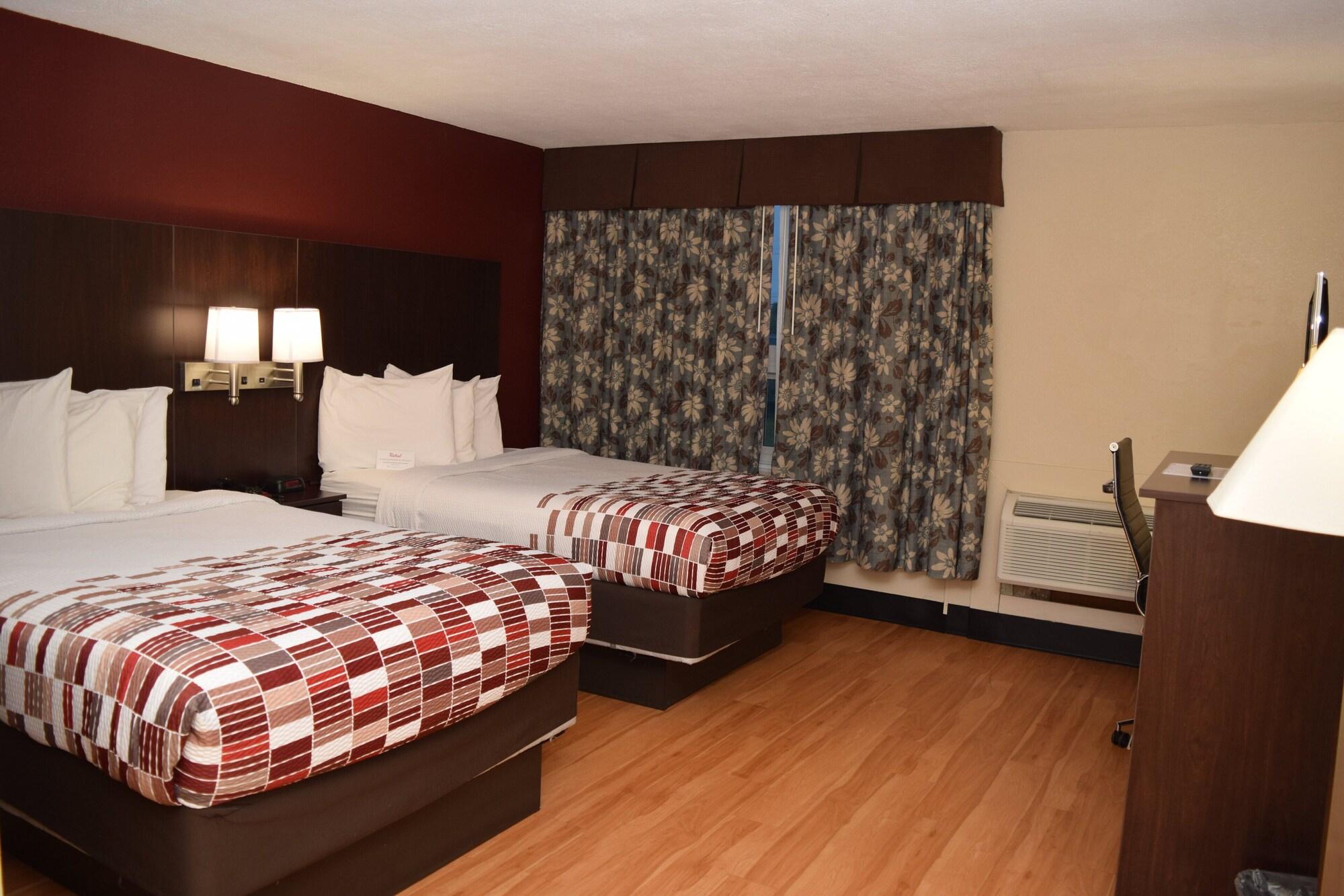 Red Roof Inn Batavia Exterior photo