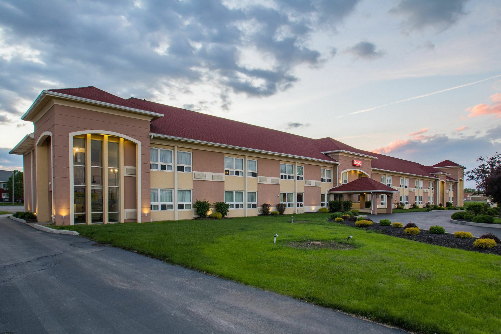 Red Roof Inn Batavia Exterior photo